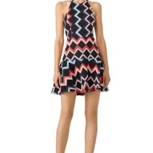 Parker ZigZag Pattern Leona Dress SZ 10 runs small